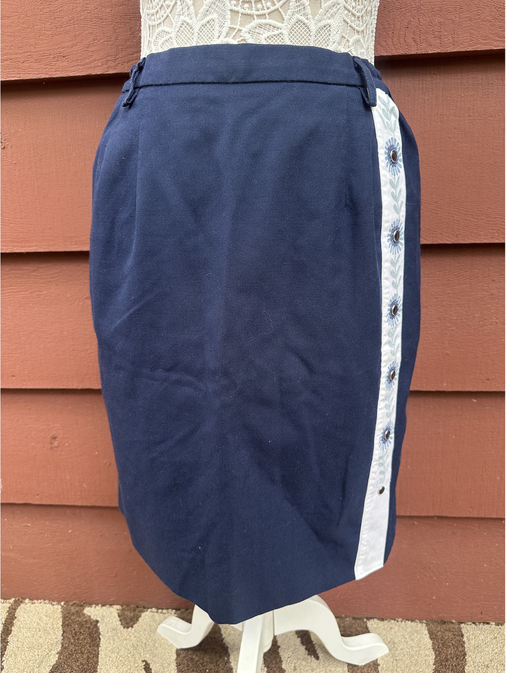Vintage DSCP Navy A Line Skirt with Blue Floral Embroidery White Contrast Panel